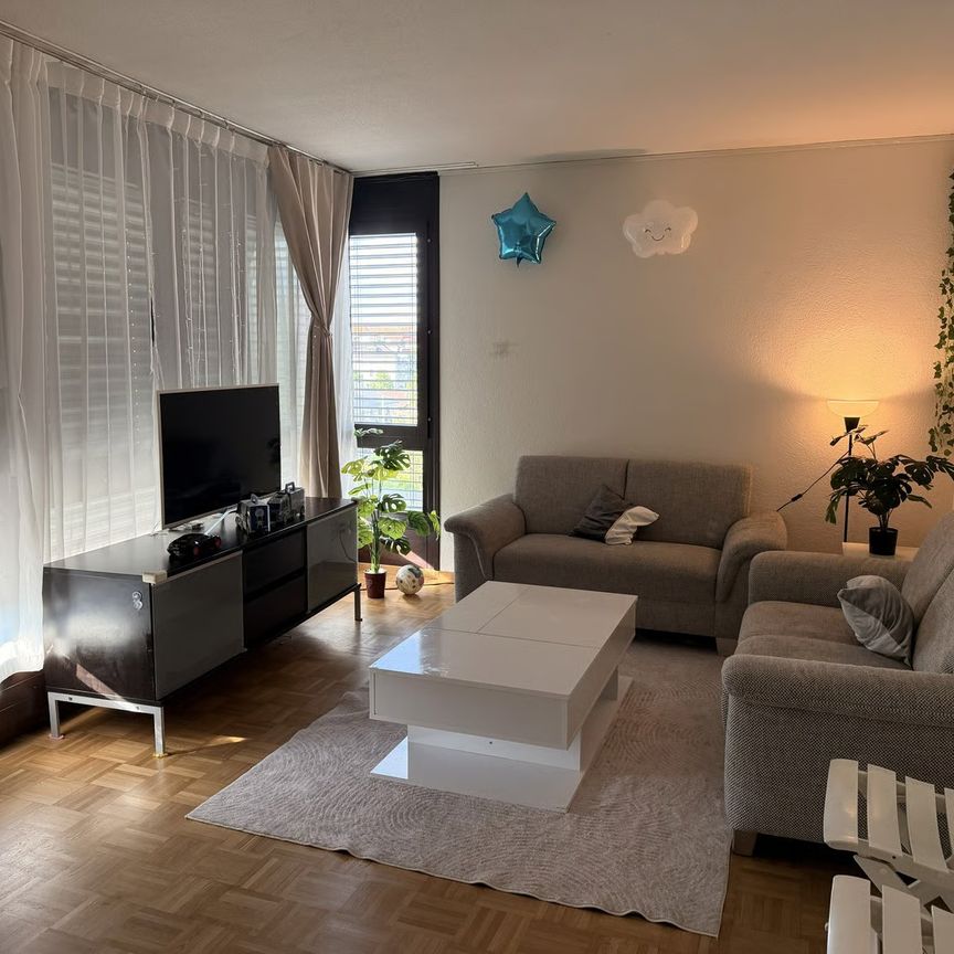 2.5 Zimmer, 71 m², 3. Stock - Photo 1