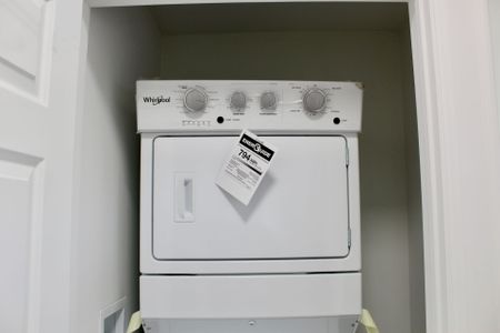 For Lease - 23 Wedgewood Drive, Toronto, Ontario - Photo 3