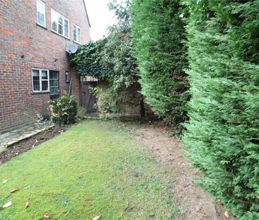 4 bedroom semi-detached house to rent - Photo 2