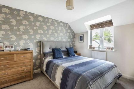 Baldwin Mews, Carterton, OX18 - Photo 2