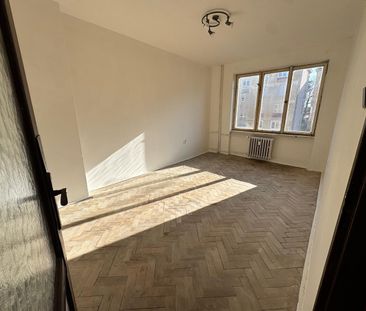 Pronájem bytu 2+1 56 m² - Photo 1