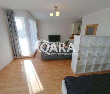 Pronájem bytu 1+kk 43 m2 - Fotografie 2