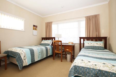 LAWNS + POWER INCLUDED WITH RENT - Photo 3