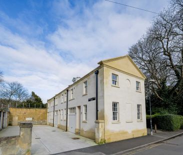 Henrietta Park Mews, Bath - Photo 1