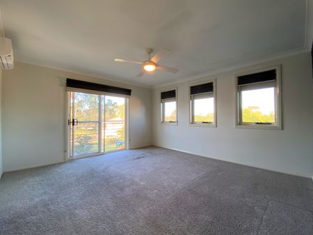 15 ISLINGTON ROAD, Stanhope Gardens NSW 2768 - House For Rent | Domain - Photo 5