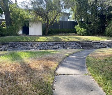 Three bedroom home nestled amongst the bushland - Photo 4