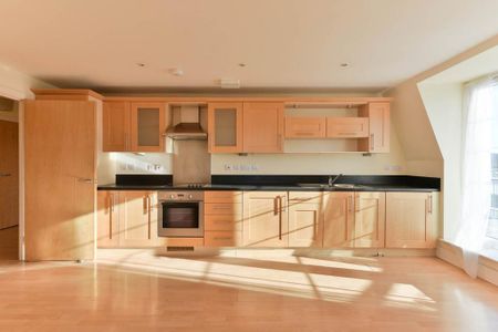 2 bedroom apartment to rent - Photo 5