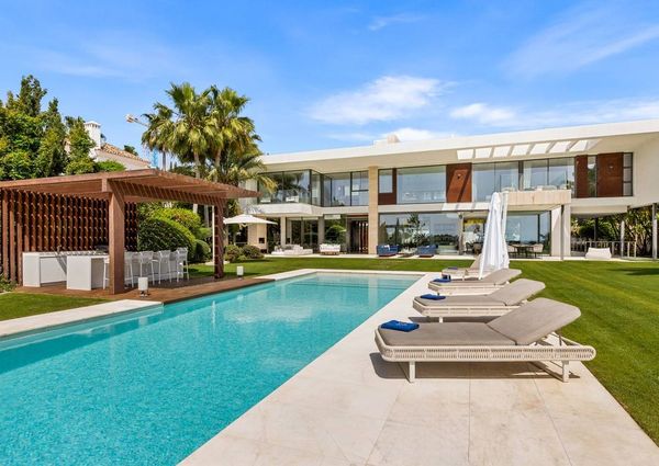 6 bedroom luxury Villa for rent in Nueva Andalucia, Andalusia