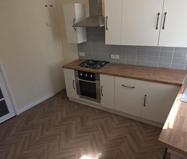 2 bedroom cottage to rent - Photo 1