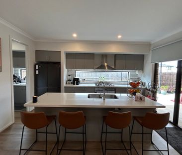 Sunbury - Photo 5
