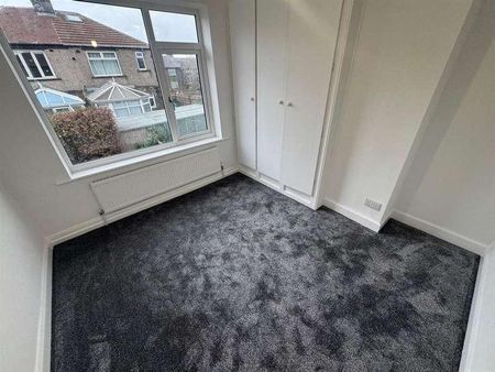 Hazeldene, Queensbury, Bradford, BD13 - Photo 5