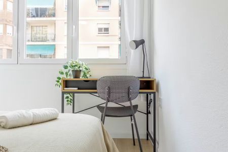 Calle Málaga, Valencia, Valencian Community 46009 - Photo 3