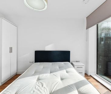 2 bedroom penthouse to rent - Photo 5