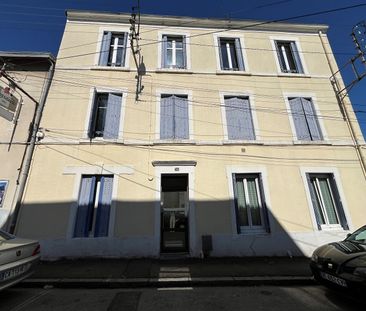 Location Appartement 1 pièce 27m² - Photo 3