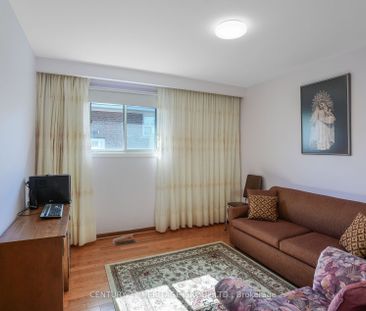 For Lease - 31 Scarden Avenue, Toronto, Ontario - Photo 4