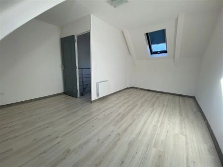 Location maison 5 pièces - 92.32m² à Lillers (62190) - Photo 3