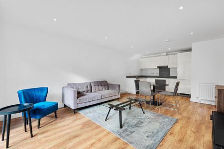 2 bedroom penthouse to rent - Photo 4