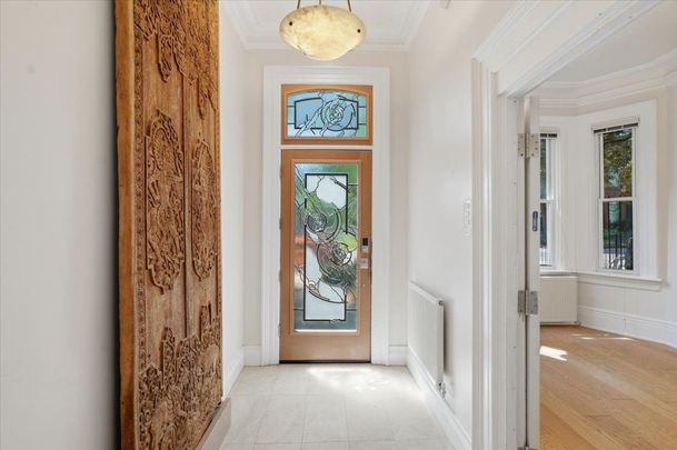 For Lease - 33 Rose Avenue Unit# Main Floor, Toronto, Ontario - Photo 1