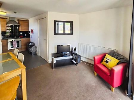 2 bedroom apartment to rent - Photo 3