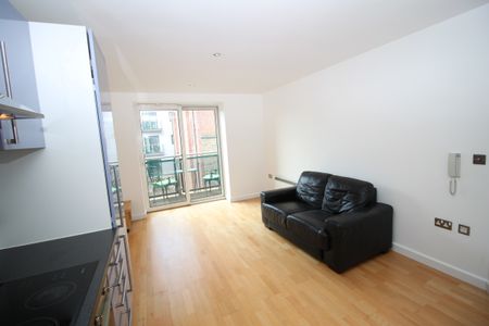 2 bedroom apartment to rent - Photo 5
