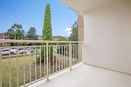 Charming Two-Bedroom Apartment in Prime Epping Location - Photo 3