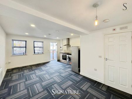 Studio to rent - Photo 2