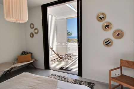 Villa à louer en Corse, pieds dans l'eau - Photo 2