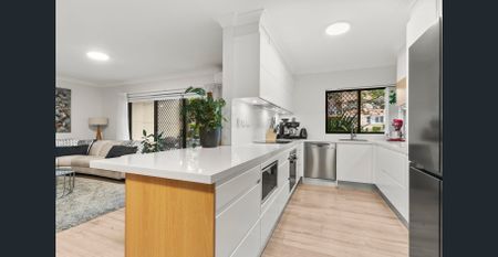 Two-Bedroom Apartment in the Heart of Gymea - Photo 2
