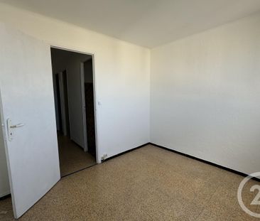Location Appartement 2 pièces 43m² MARSEILLE 4ème - Photo 6