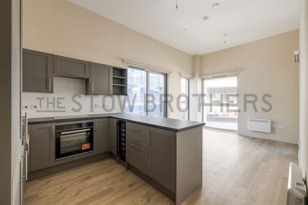 4 Stables Yard , E3 2YQ - Photo 3