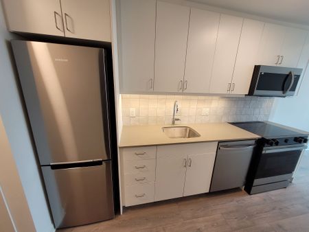 For Lease - 223 Princess Street Unit# 406, Kingston, Ontario - Photo 4