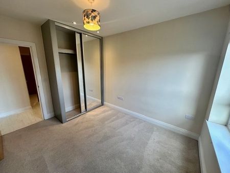 Grebe Way, Maidenhead - Photo 4