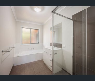 Comfortable Family Living in a Convenient Location - Photo 4