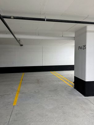 For Lease - 5 Defries Street Unit# 710, Toronto, Ontario - Photo 1