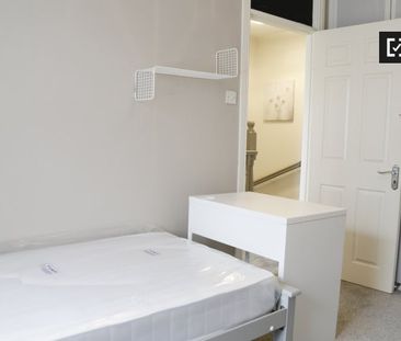 Bed for rent in 4-bedroom house in Stoneybatter, Dublin - Photo 3