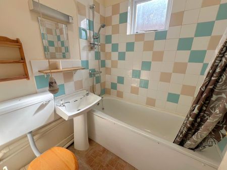 Studio to rent - Photo 5