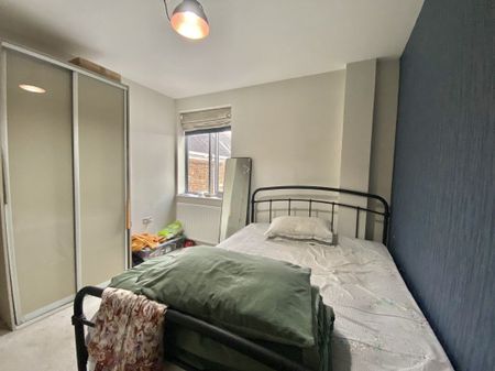 Peterborough - Photo 4