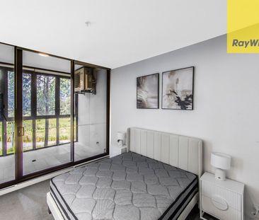 Light-Filled Two Bedroom Ground Floor Sanctuary with Enclosed Winte... - Photo 3