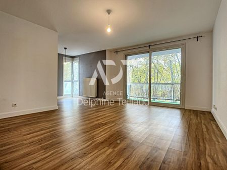 Location Appartement 3 pièces 71m² GRENOBLE 38000 - Photo 2