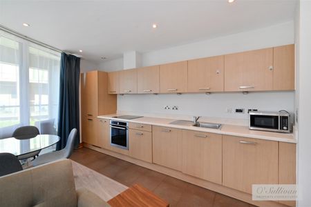 1 bed apartment to rent in Queenstown Road, London, SW11 - Photo 5