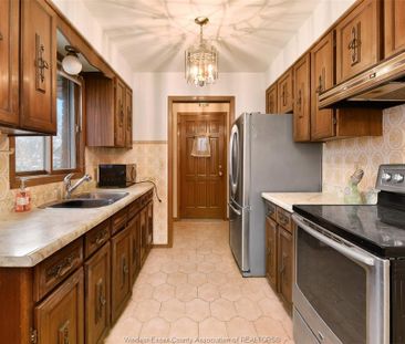 For Lease - 10770 EASTCOURT Unit# A, Windsor, Ontario - Photo 2