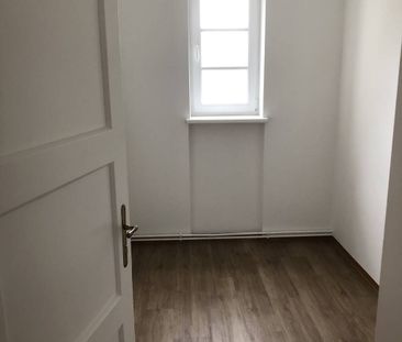 SANIERTER FAMILIENHIT! Leistbare 4 Zimmer Wohnung mit Balkon - Photo 3