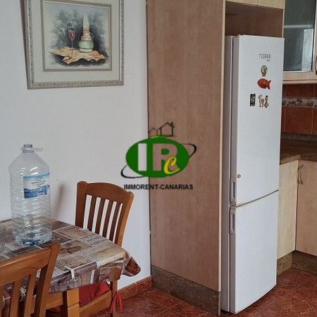 Wohnung mit 1 Schlafzimmer und Balkon im 3. Stock in El Tablero zu vermieten - Photo 5