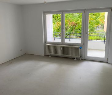 Einziehen und wohlfühlen - Geräumige 3-Zimmer-Wohnung im Obergescho... - Photo 3