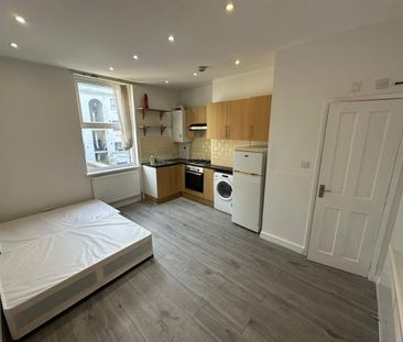 Studio Flat, Cazenove Road, N16 - Photo 4