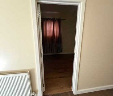 2 Bed Semi-Detached House, Sladefield Road, B8 - Photo 6