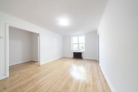 For Lease - 8 Mallory Gardens Unit# 24, Toronto, Ontario - Photo 2