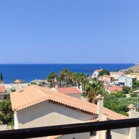 Μονοκατοικία για ενοικίαση Παλαιά Φώκαια - Φωτογραφία 1