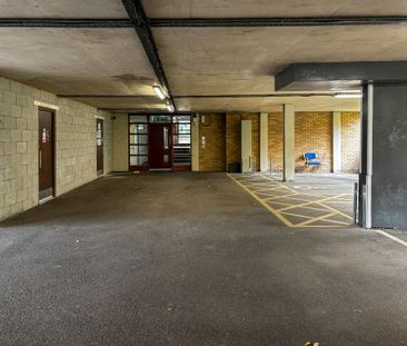 High Street, Trumpington - Photo 1