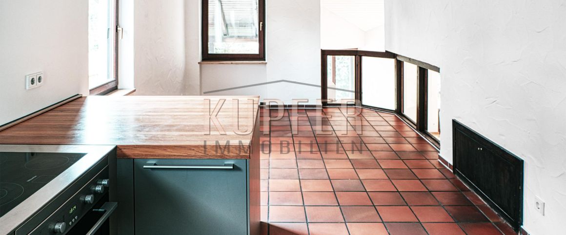 Charmante DHH mit 2 Galerien, überdachter Terrasse und Garten! - Photo 1